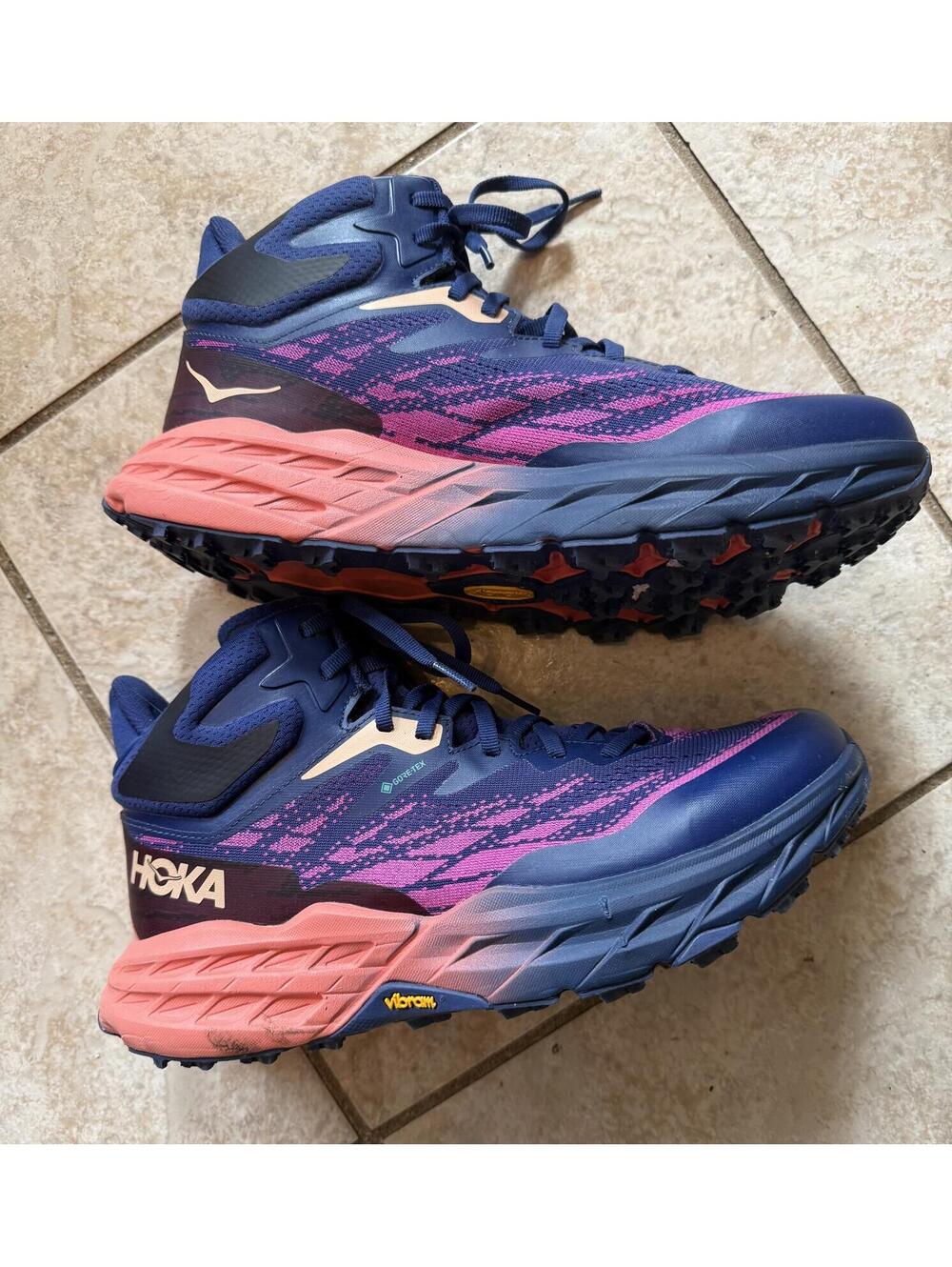 🆕LISTING🆕 Hoka Vibram Hiking Shoe